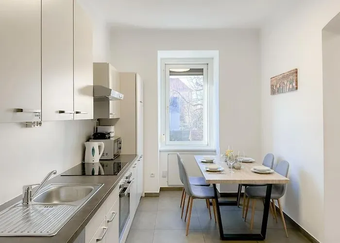 Lend - Design 2 Apartment